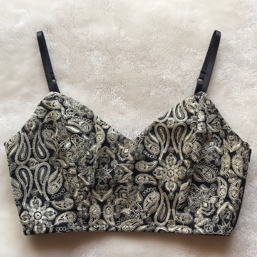 Urban Outfitters // Crop Top NWT